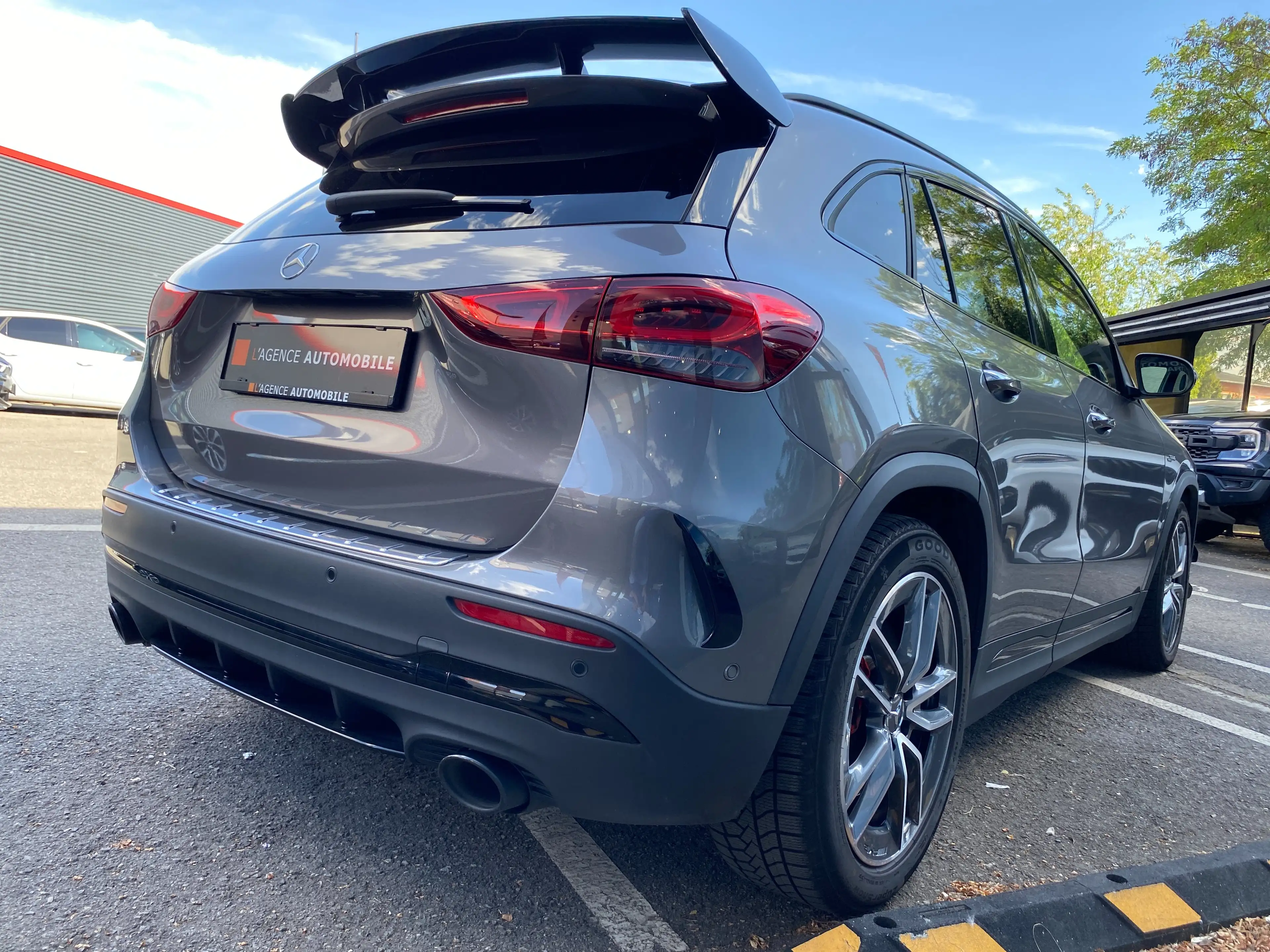 Mercedes-Benz GLA 35 AMG AMG GLA 35 4Matic AMG Speedshift DCT 8G — photo 5