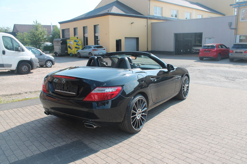 Mercedes-Benz SLK 200 Automatik*neuer 19"Radsatz*P-Dach*Comand — photo 3
