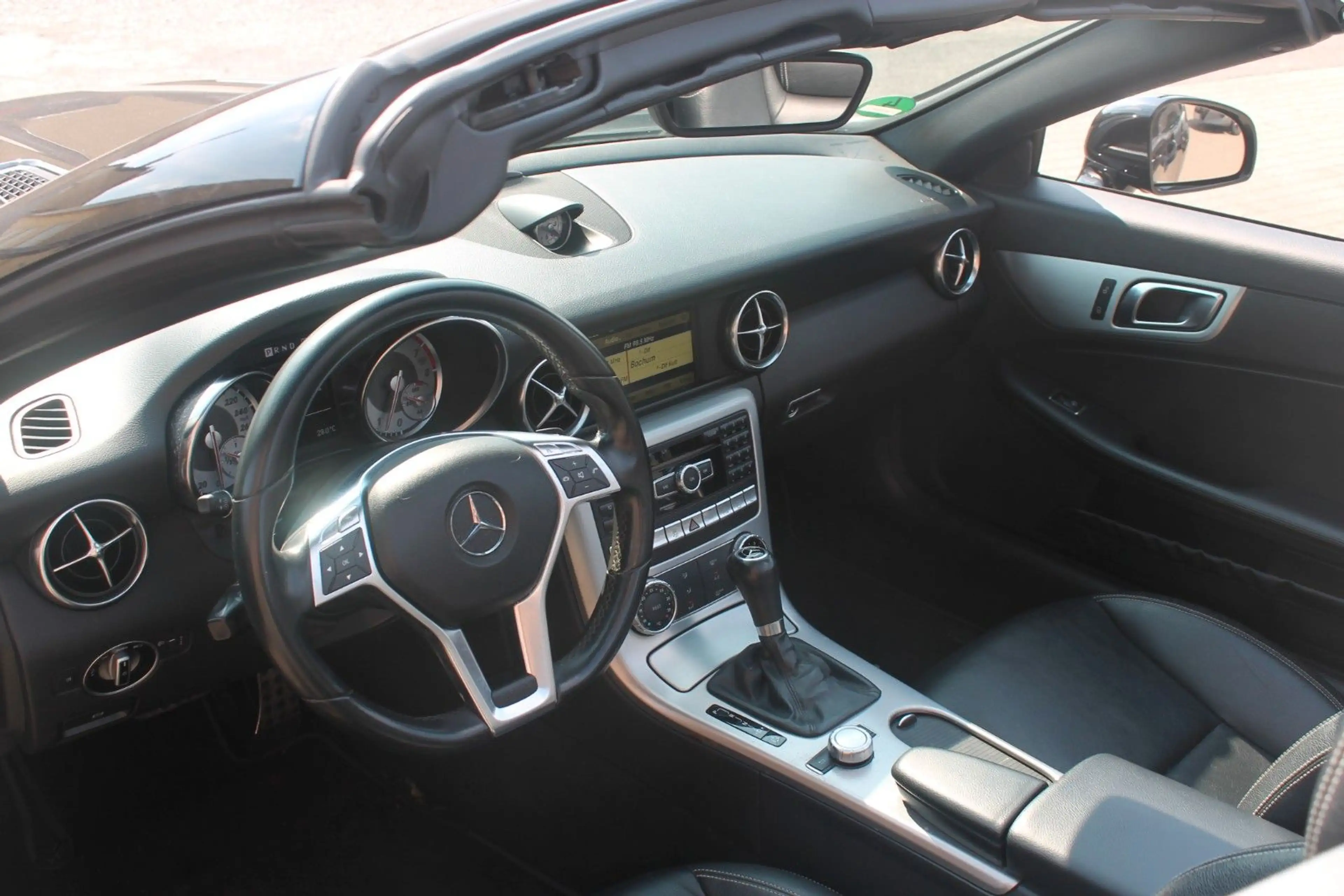 Mercedes-Benz SLK 200 Automatik*neuer 19"Radsatz*P-Dach*Comand — photo 11
