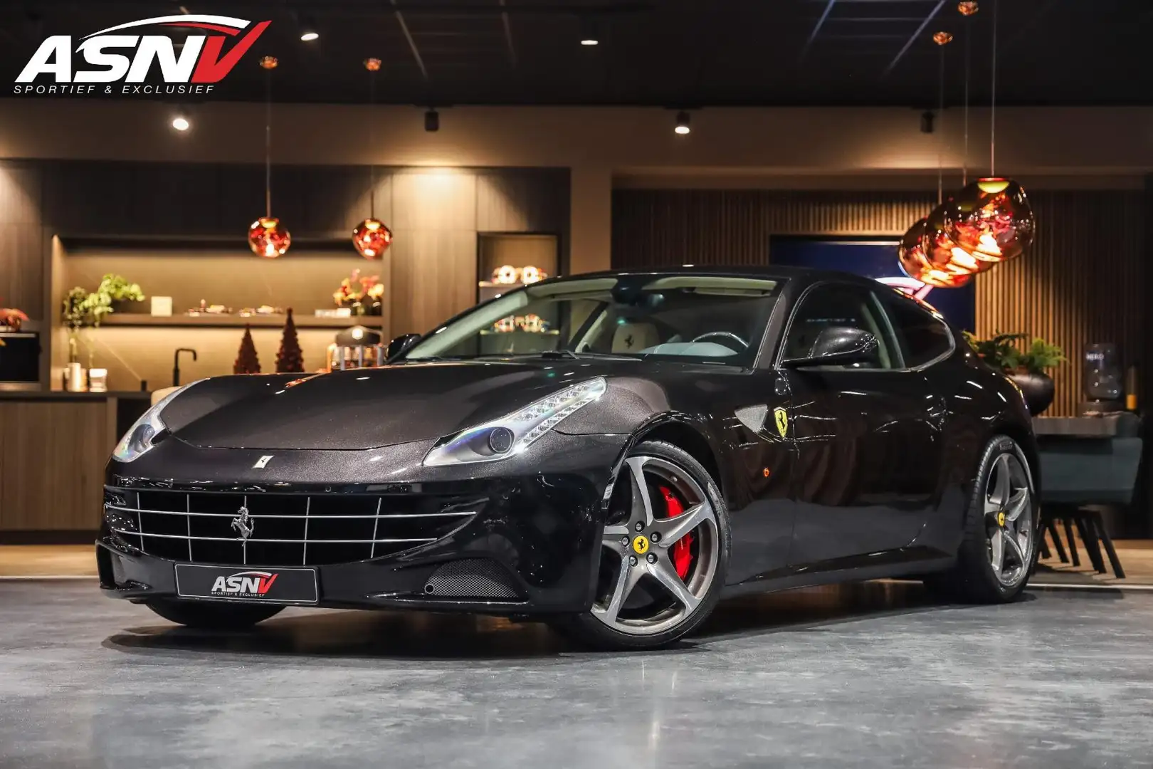 Ferrari FF 6.3 V12, 660 PK, 2012, New/Ferrari Power15/Warrant Nero - 1