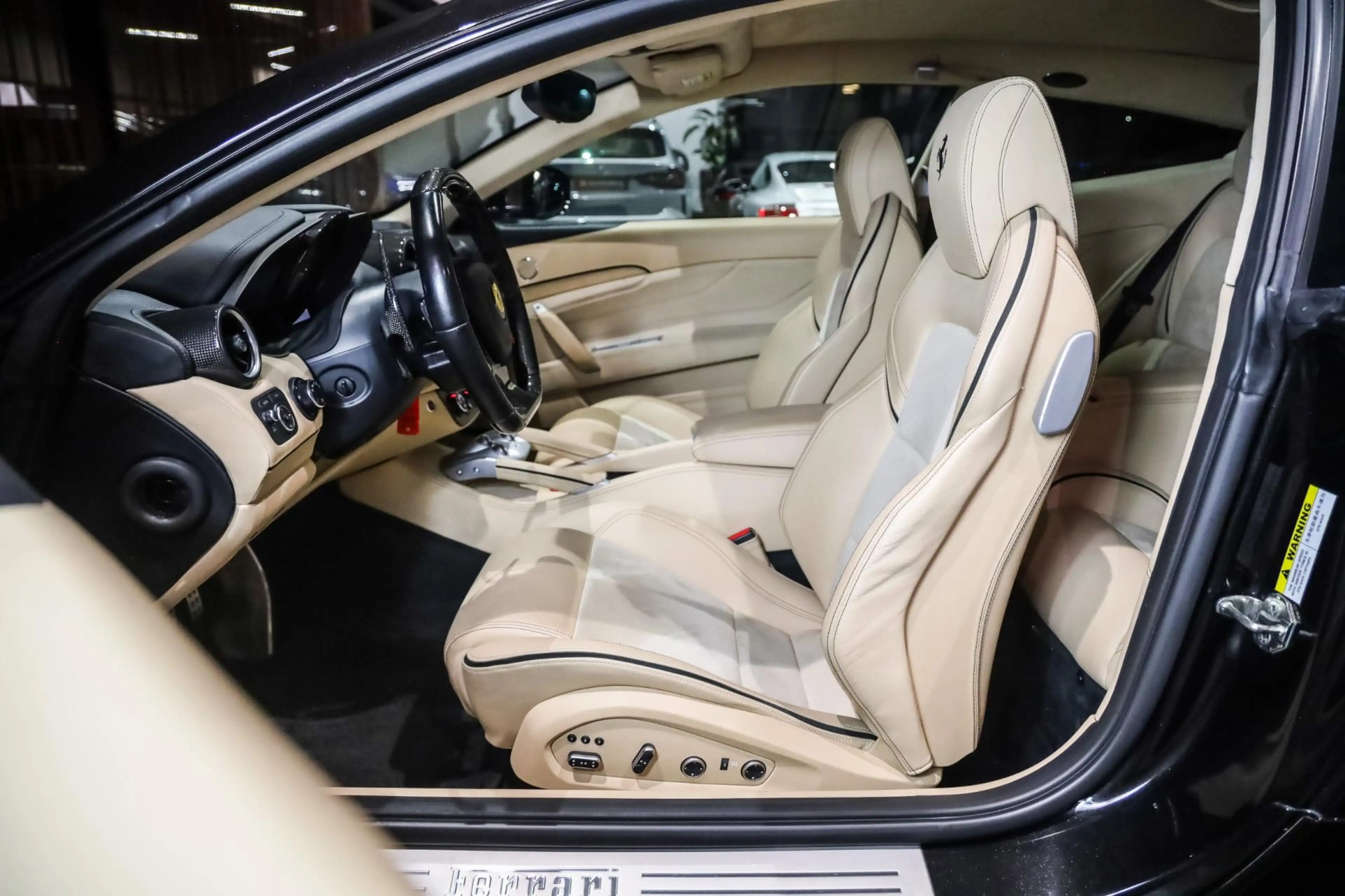 Ferrari FF 6.3 V12, 660 PK, 2012, New/Ferrari Power15/Warrant — photo 6