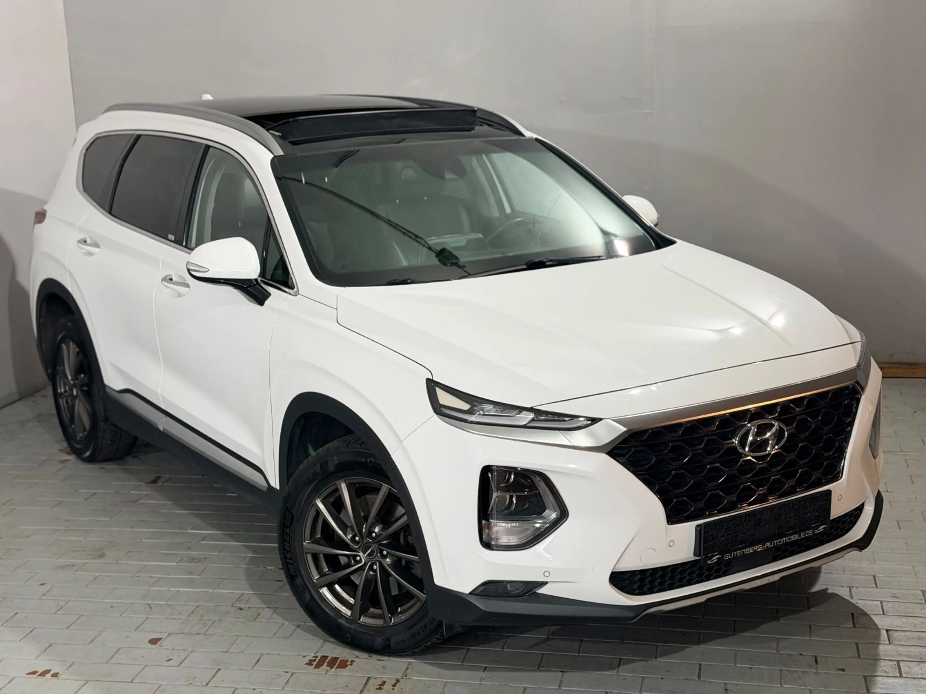 Hyundai SANTA FE 4WD Panorama Leder Led Krell-Sound 1.Ha — photo 10