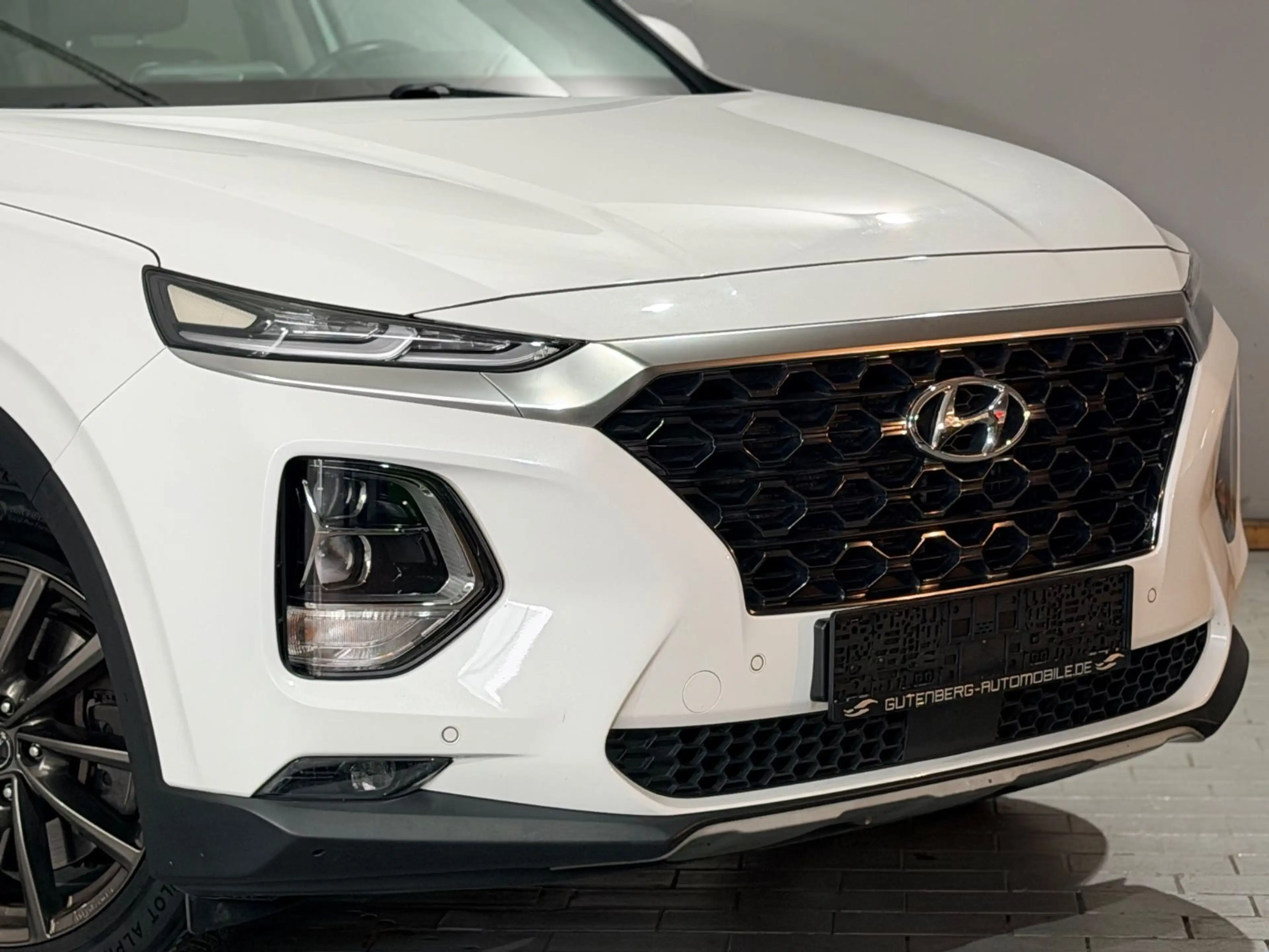 Hyundai SANTA FE 4WD Panorama Leder Led Krell-Sound 1.Ha — photo 11