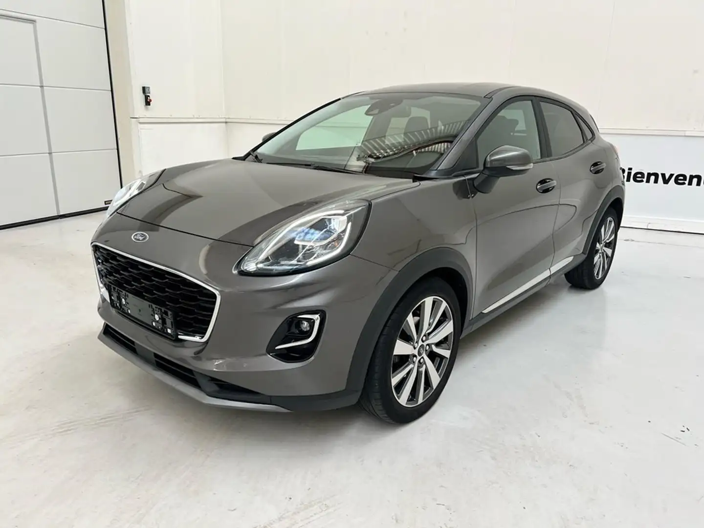Ford Puma * Titanium X - 125pk - Automaat * Gris - 1