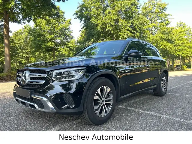 Mercedes-Benz GLC 200 d 9G-tr 4 x Matic LED/Navi/AHK/Kam/1.Hd.