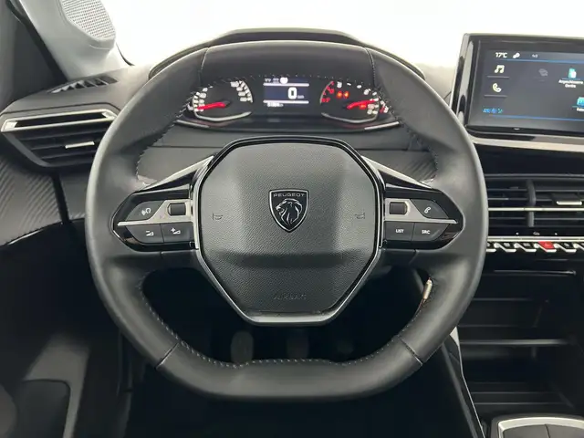 Peugeot 208 view 15