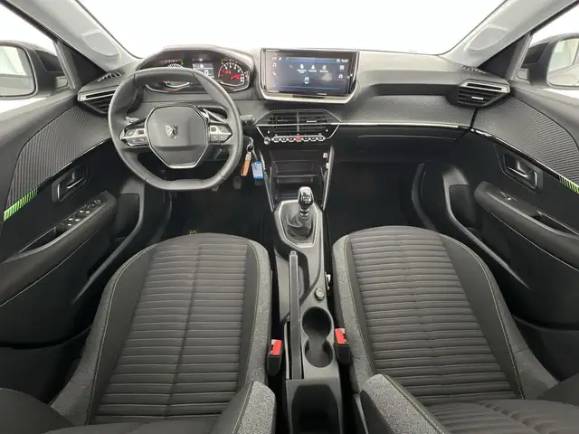 Peugeot 208 view 6