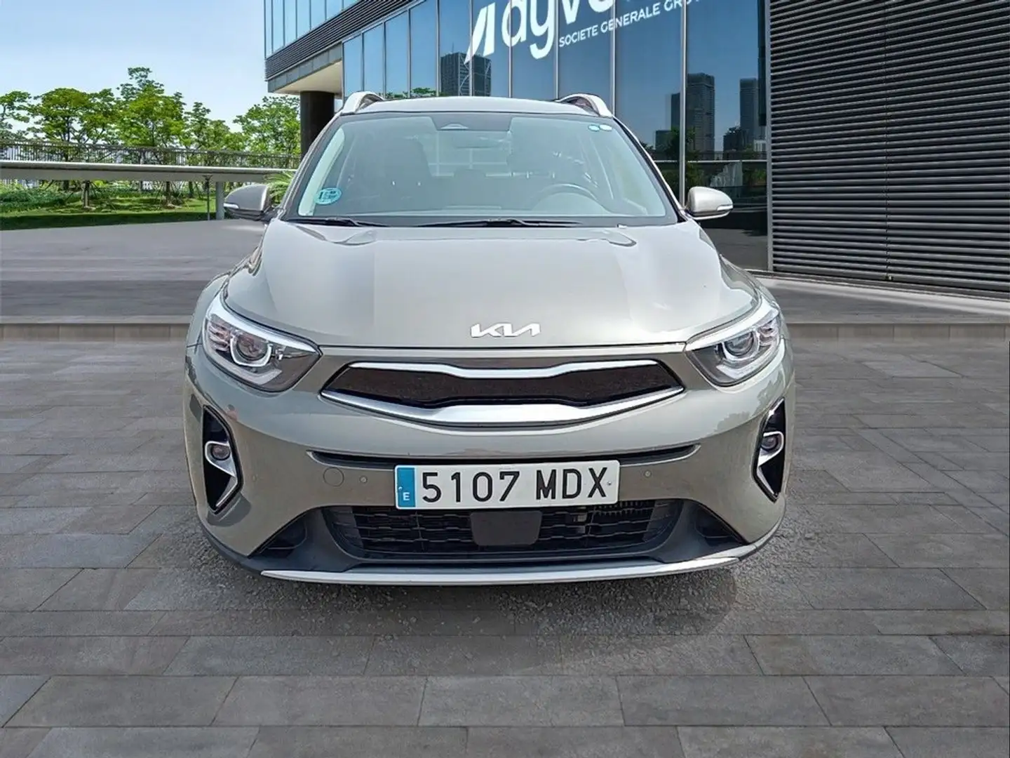Kia Stonic 1.0 T-GDi MHEV Drive 120 Verde - 2