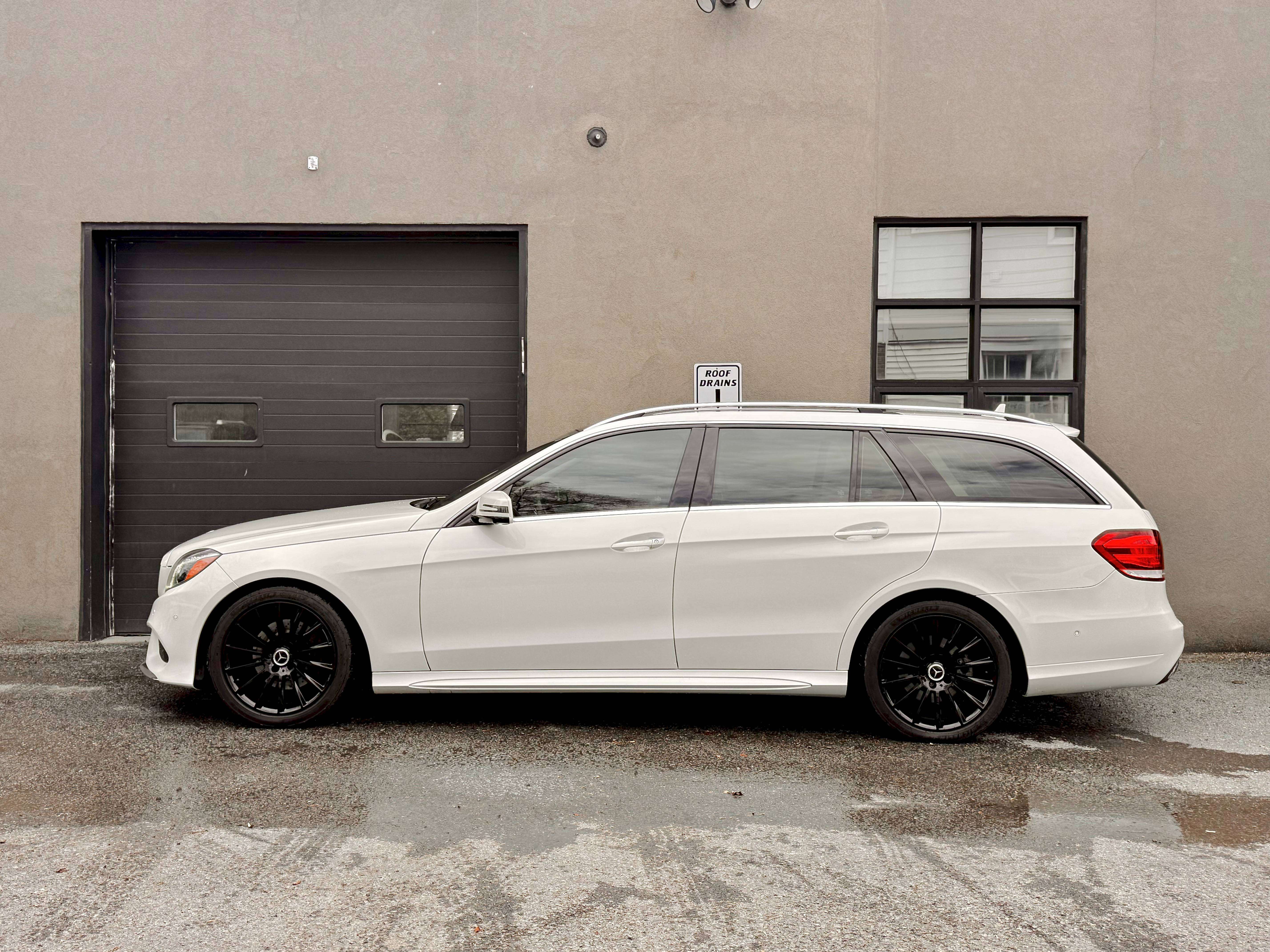 2016 Mercedes-Benz E-Class Wagon *7 Pass* IDP* Upgraded Carplay — снимка 1