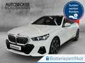 BMW i5 eDrive40 Touring M SPORT 19''LC PROF AHK PANO SITZ Weiß - thumbnail 1