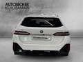 BMW i5 eDrive40 Touring M SPORT 19''LC PROF AHK PANO SITZ Weiß - thumbnail 6