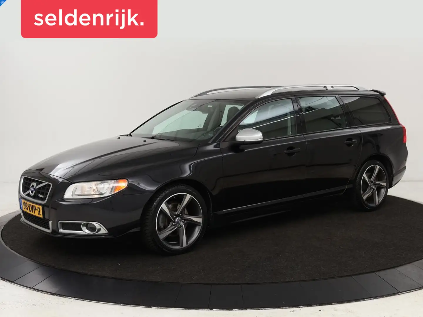 Volvo V70 2.0 D4 R-Edition | Leder | Stoelverwarming | Trekh Nero - 1
