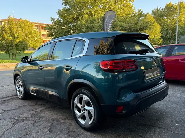 Citroen C5 Aircross view 3