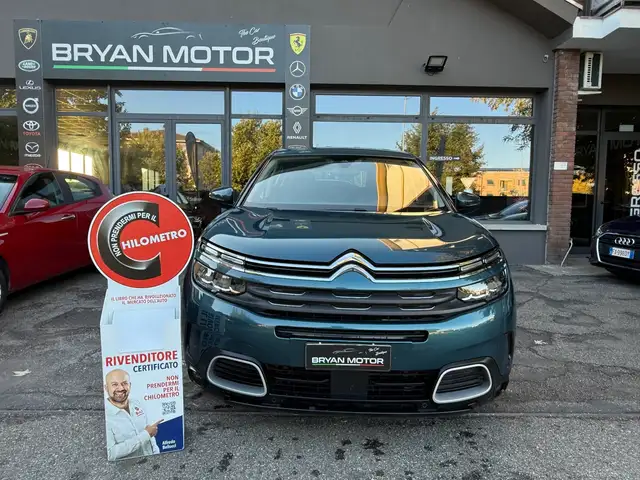 Citroen C5 Aircross view 2