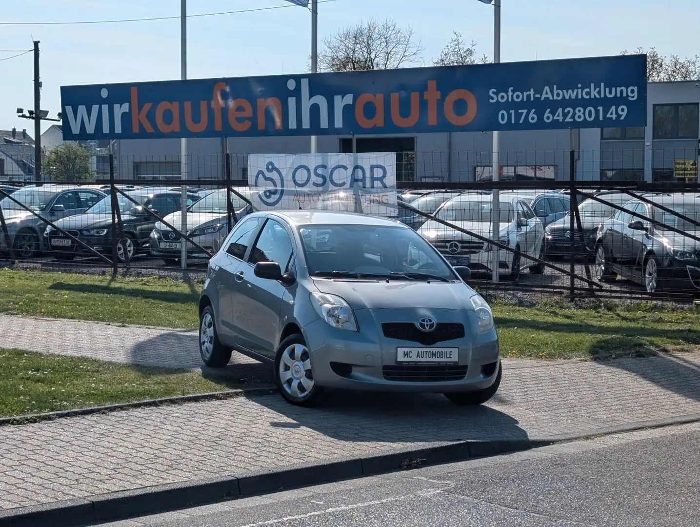 Toyota Yaris Cool*KLIMA*ZV-FUNK*RADIO-CD !! Silber - 1