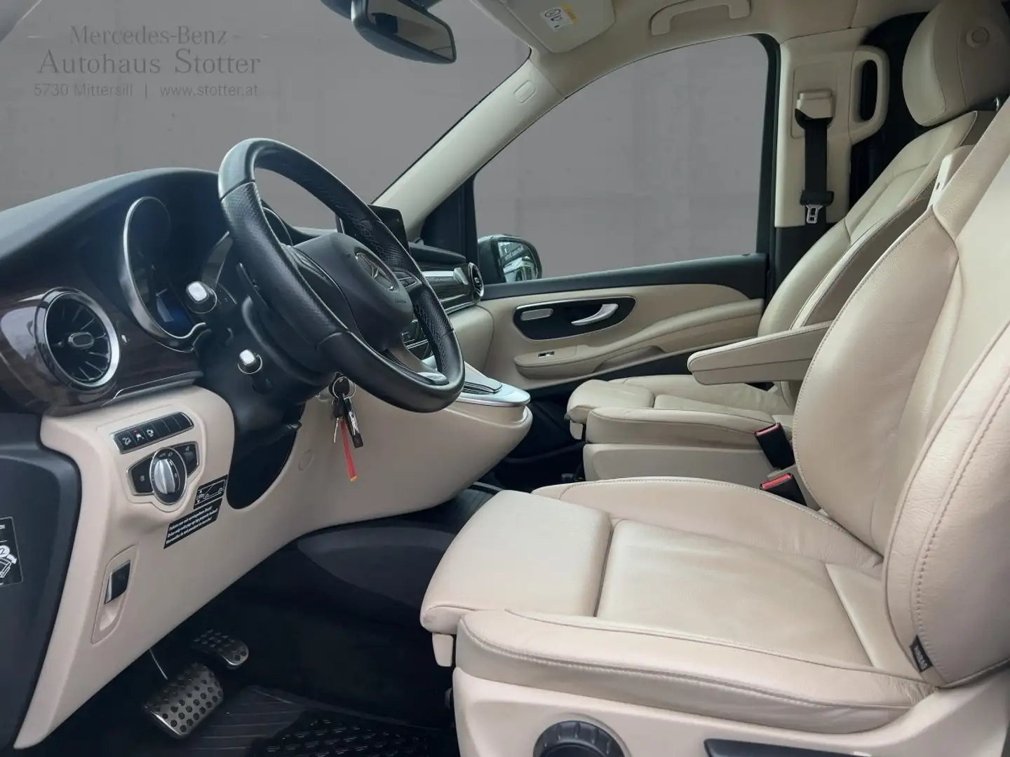 Mercedes-Benz Marco Polo 250 d 4MATIC *AHK*PTS*Klima*Navi*DAB* Grau - 2