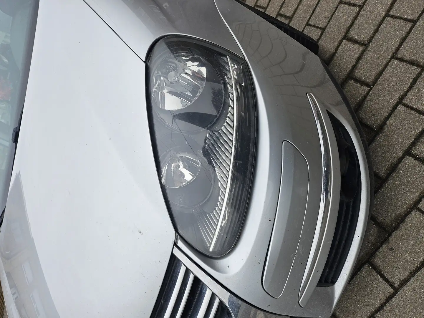 Volkswagen Jetta 1.9 TDi Comfortline - 1