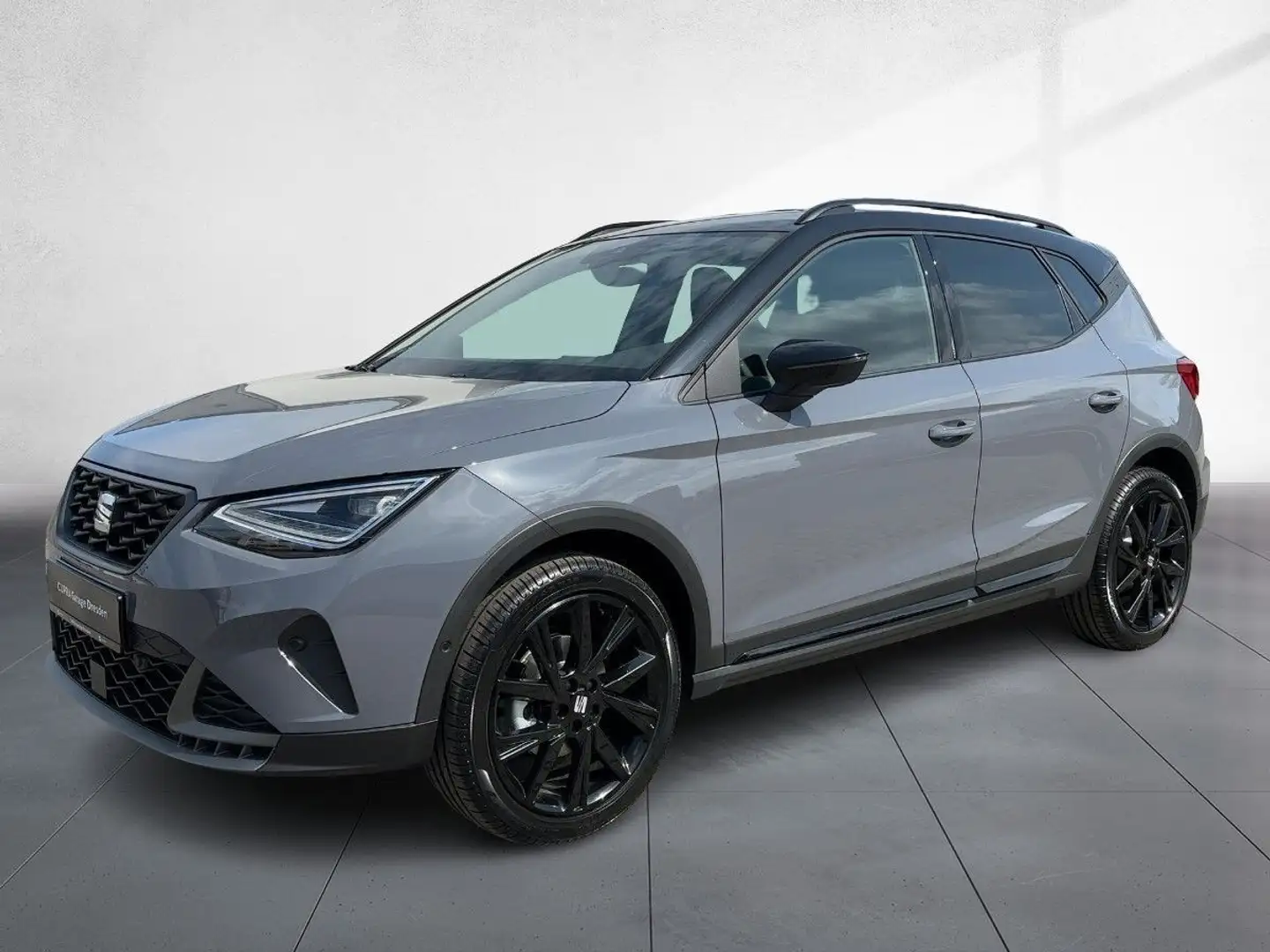 SEAT Arona FR Black Edition 1.0 TSI 85 kW (116 PS) 7- Gris - 2