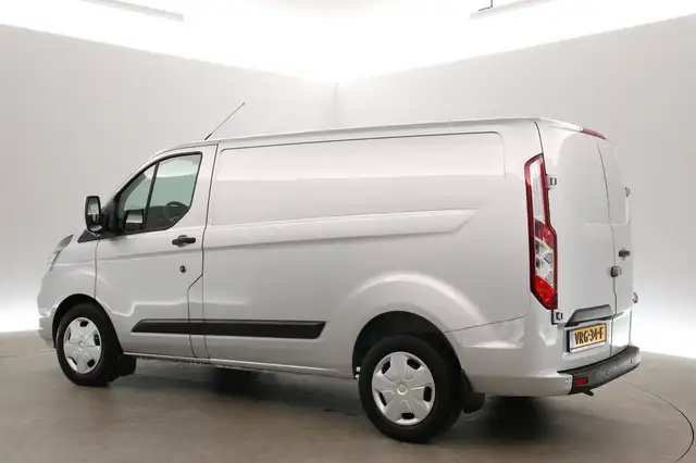 Ford Transit Custom view 4