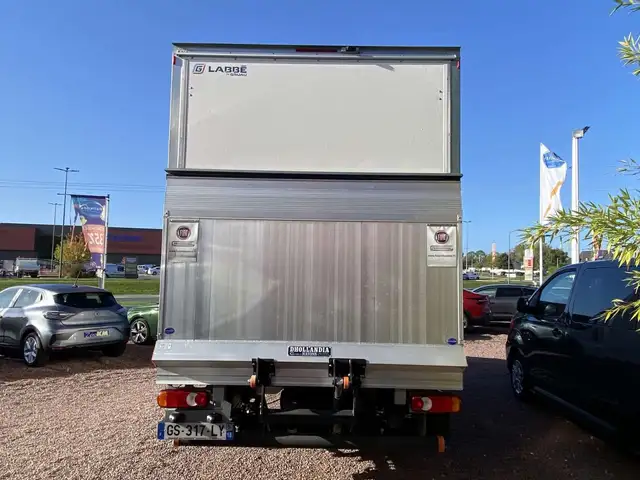 Fiat Ducato view 7