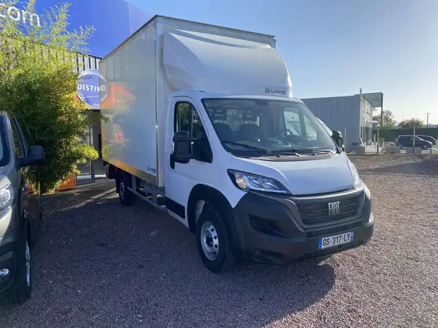 Fiat Ducato view 4