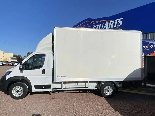 Fiat Ducato view 5