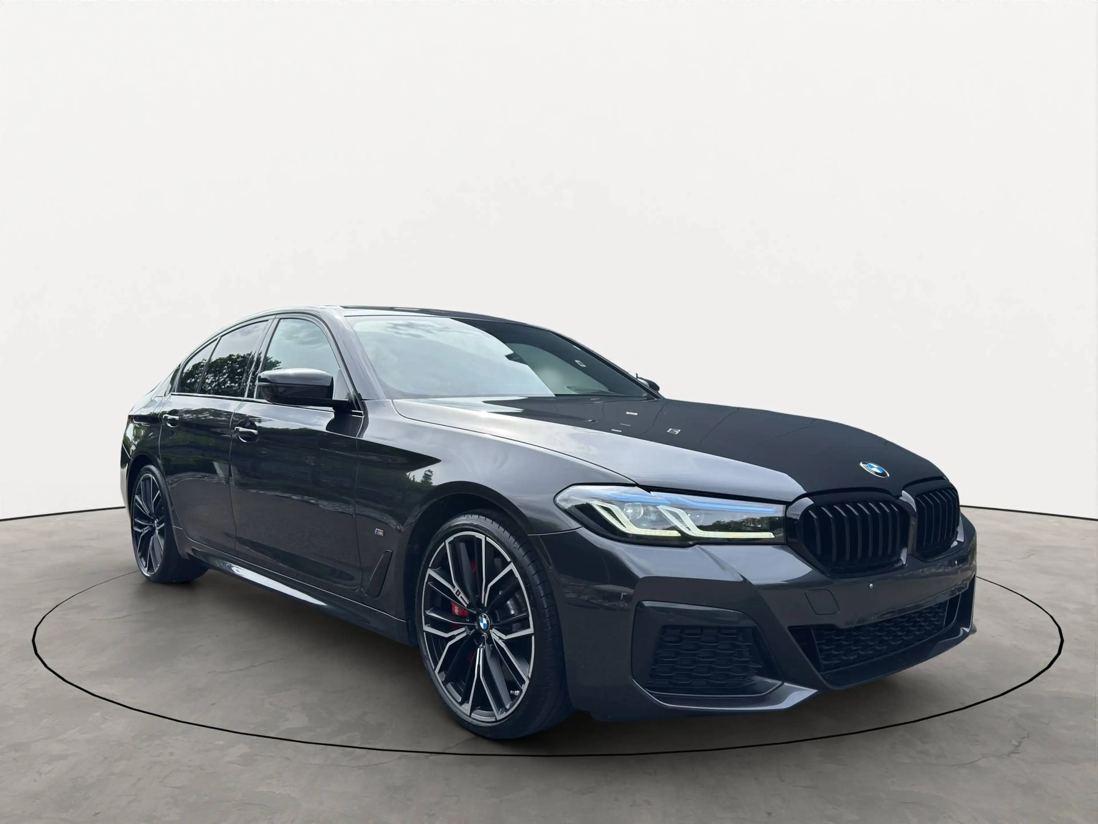 BMW 545 e xDrive / Pano / Laser / Head-up / Keyless / Memory / Garantie — photo 11