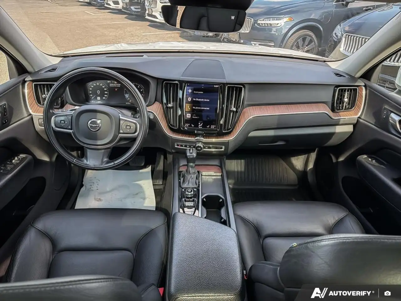 Volvo XC60 снимка Volvo XC60