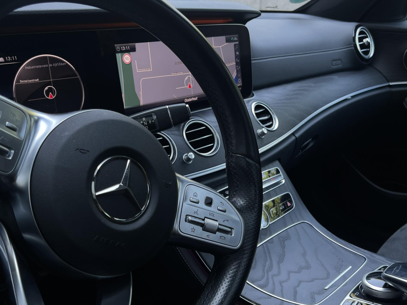 Mercedes-Benz E 300 Estate de Premium Plus — photo 12