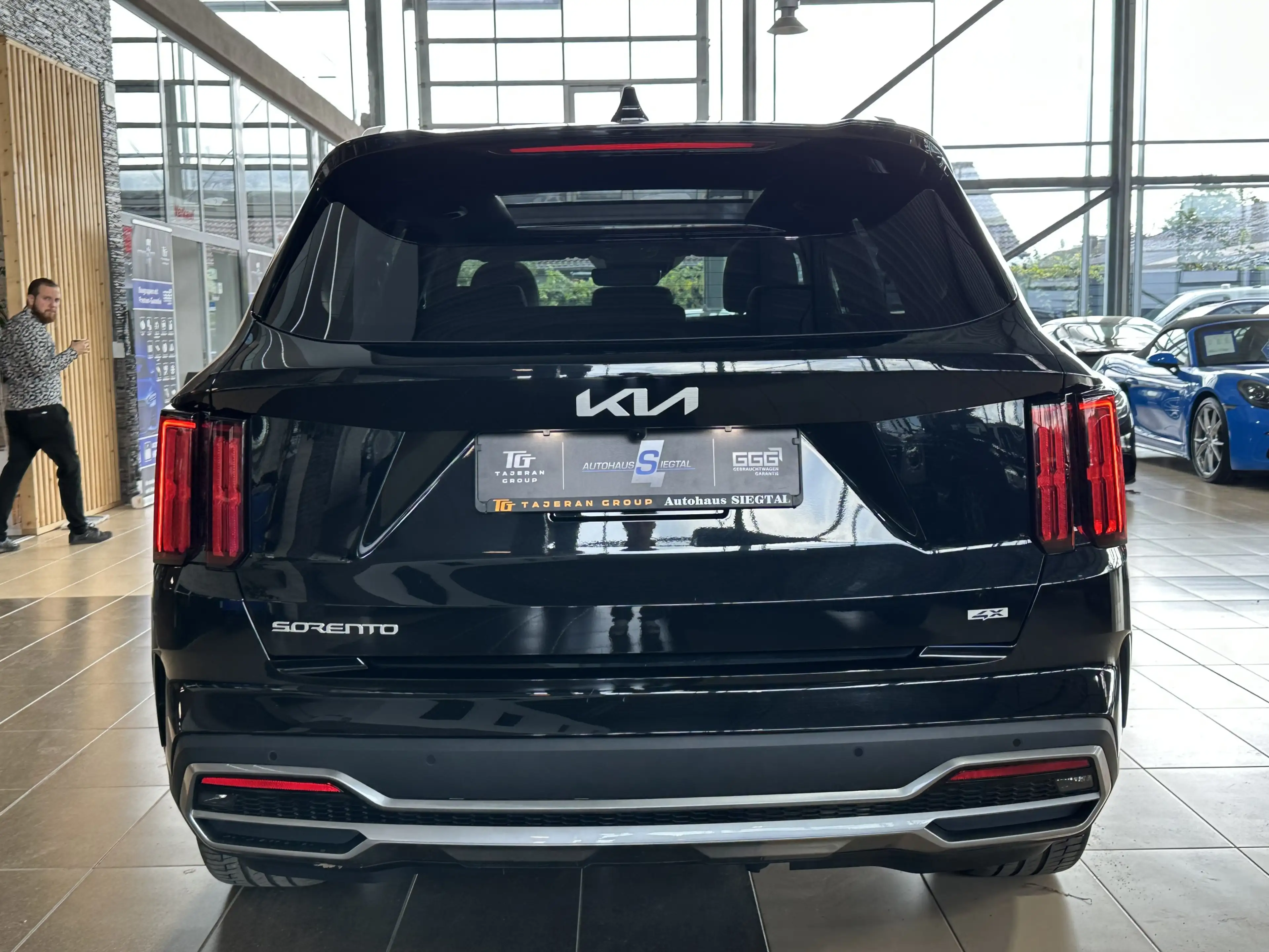 Kia Sorento Platinum Leder Memory BOSE Pano HUD AHK — photo 5