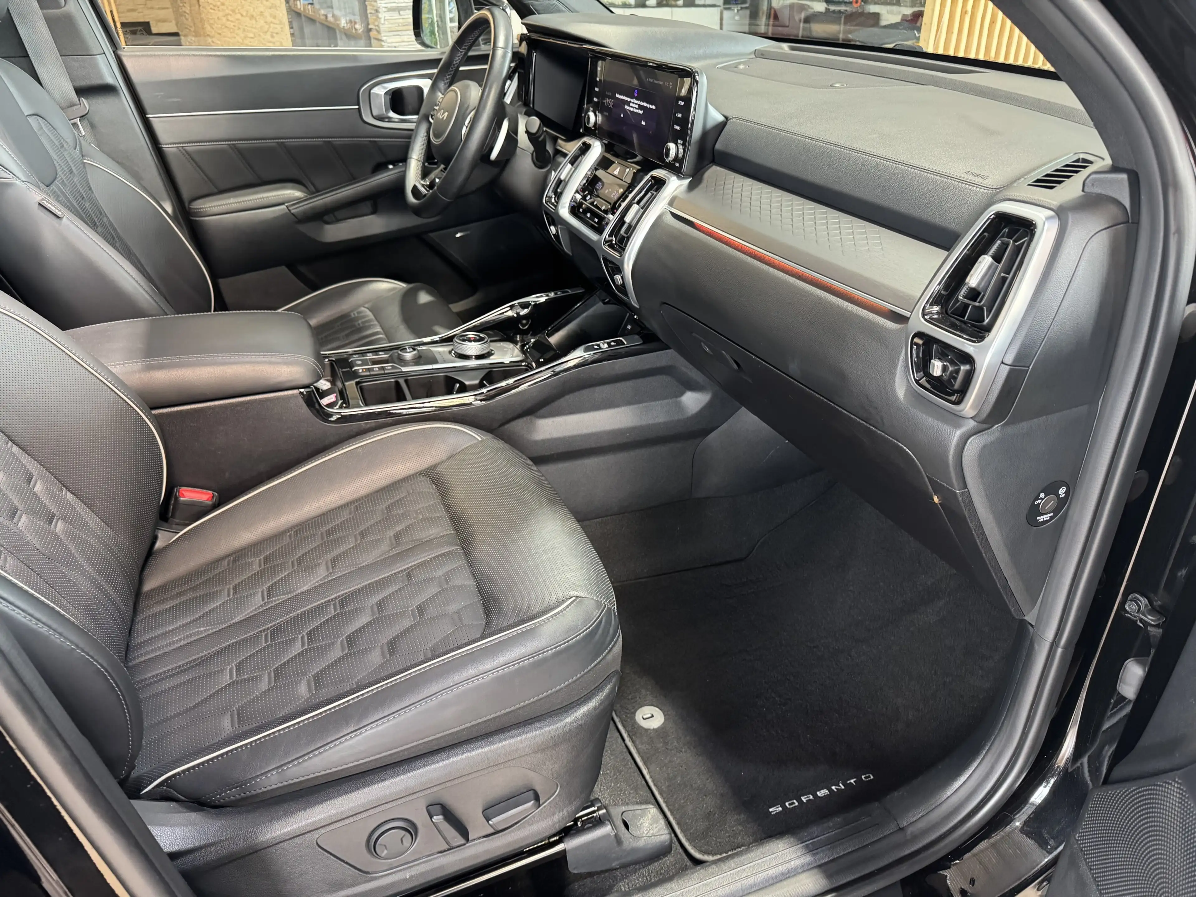 Kia Sorento Platinum Leder Memory BOSE Pano HUD AHK — photo 10