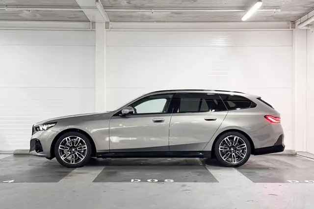 BMW 5 Series view 2