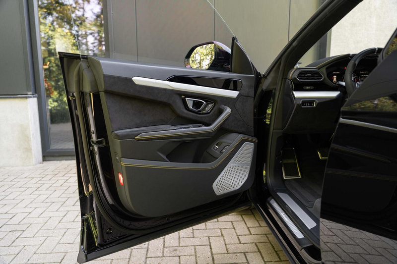 Lamborghini Urus 4.0 V8 B&O 3D PPF Alcantara Keramisch 23" — photo 26