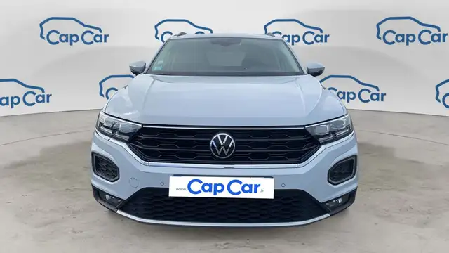 Volkswagen T-Roc view 5