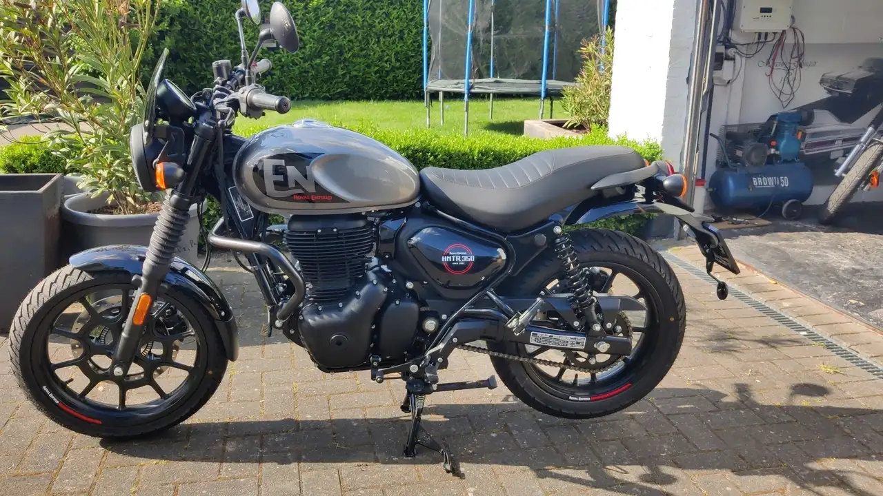 Royal Enfield HNTR350