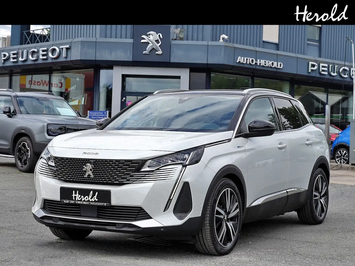 Peugeot 3008 Hybrid4 300 GT*AHK,Easy.Pak.el.Heckklappe* Weiß - 2