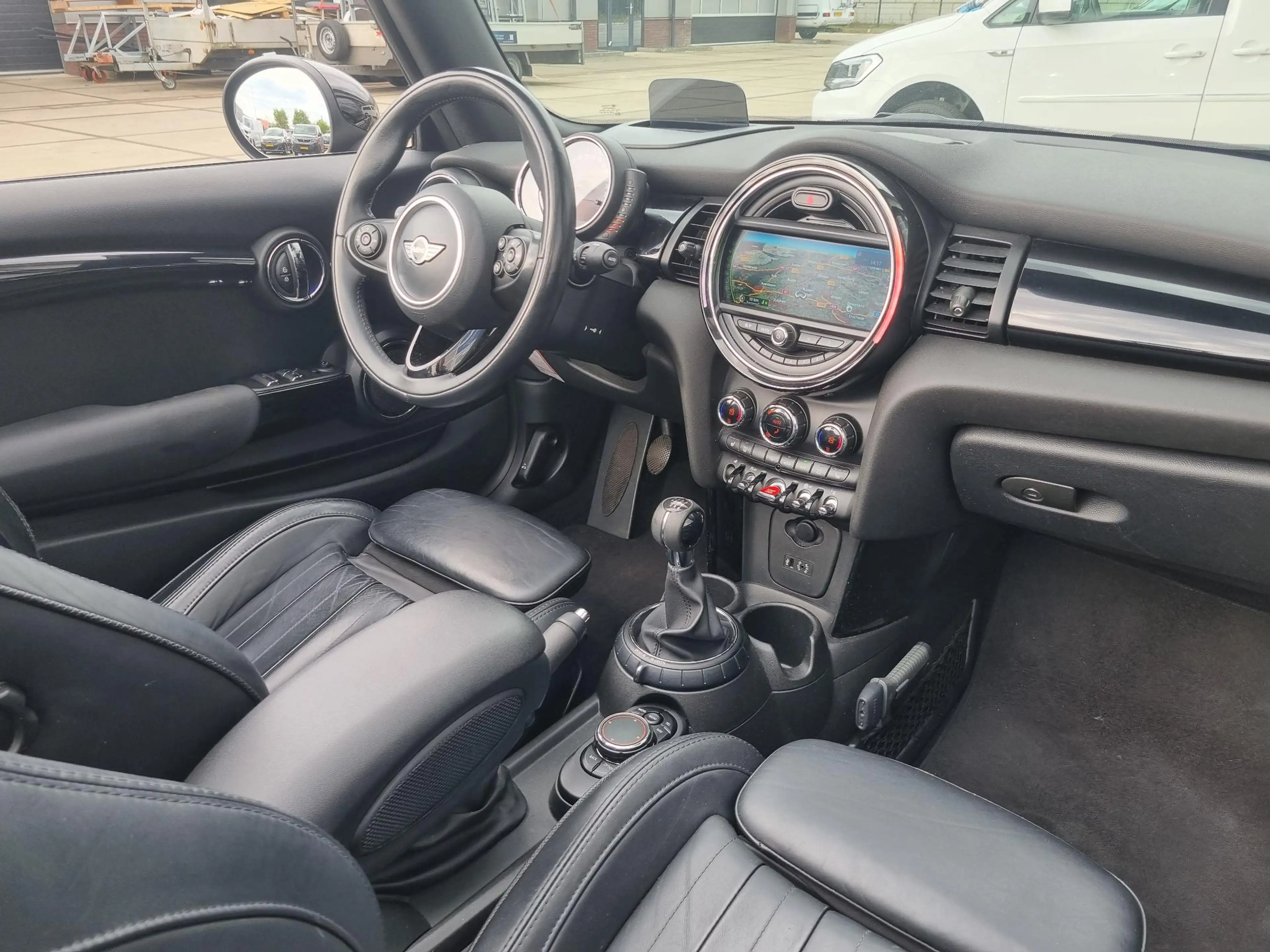 MINI Cooper S Cabrio 2.0 Chili LEER / NAVI / HEAD-UP / RIJKLAAR! — photo 6