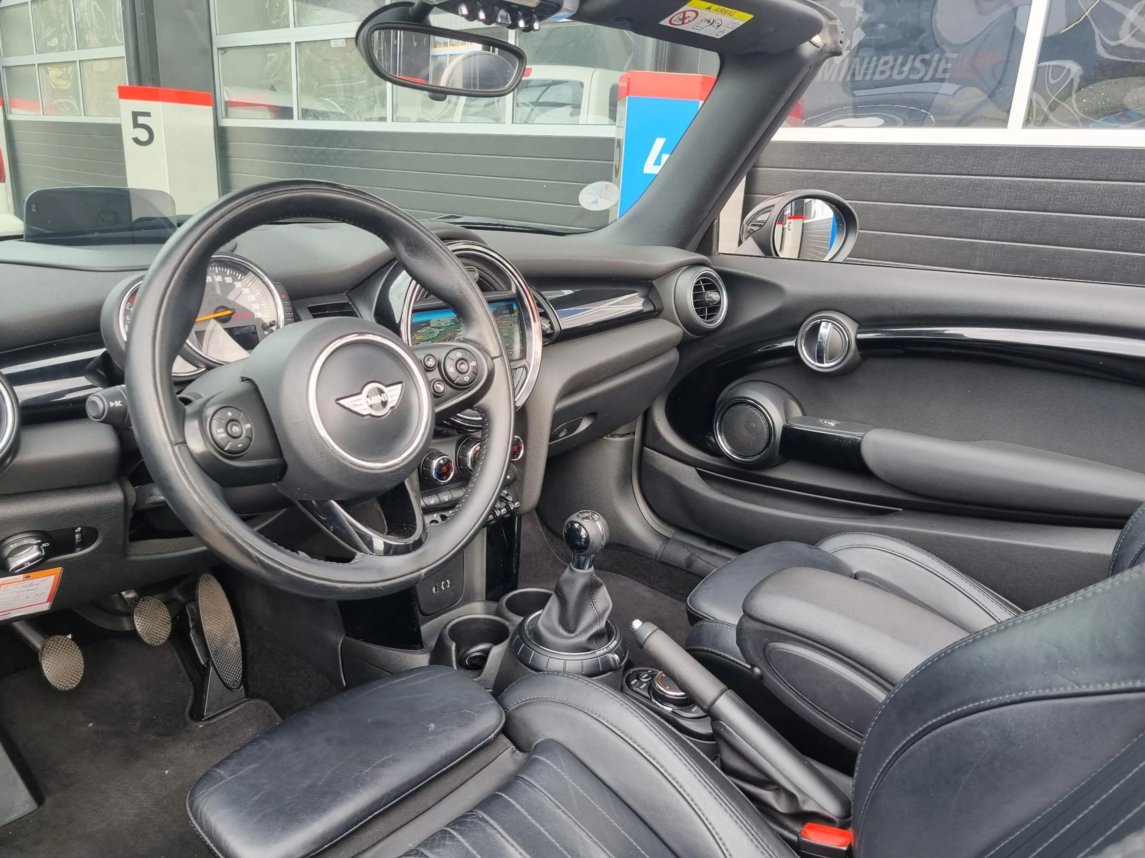 MINI Cooper S Cabrio 2.0 Chili LEER / NAVI / HEAD-UP / RIJKLAAR! — photo 5