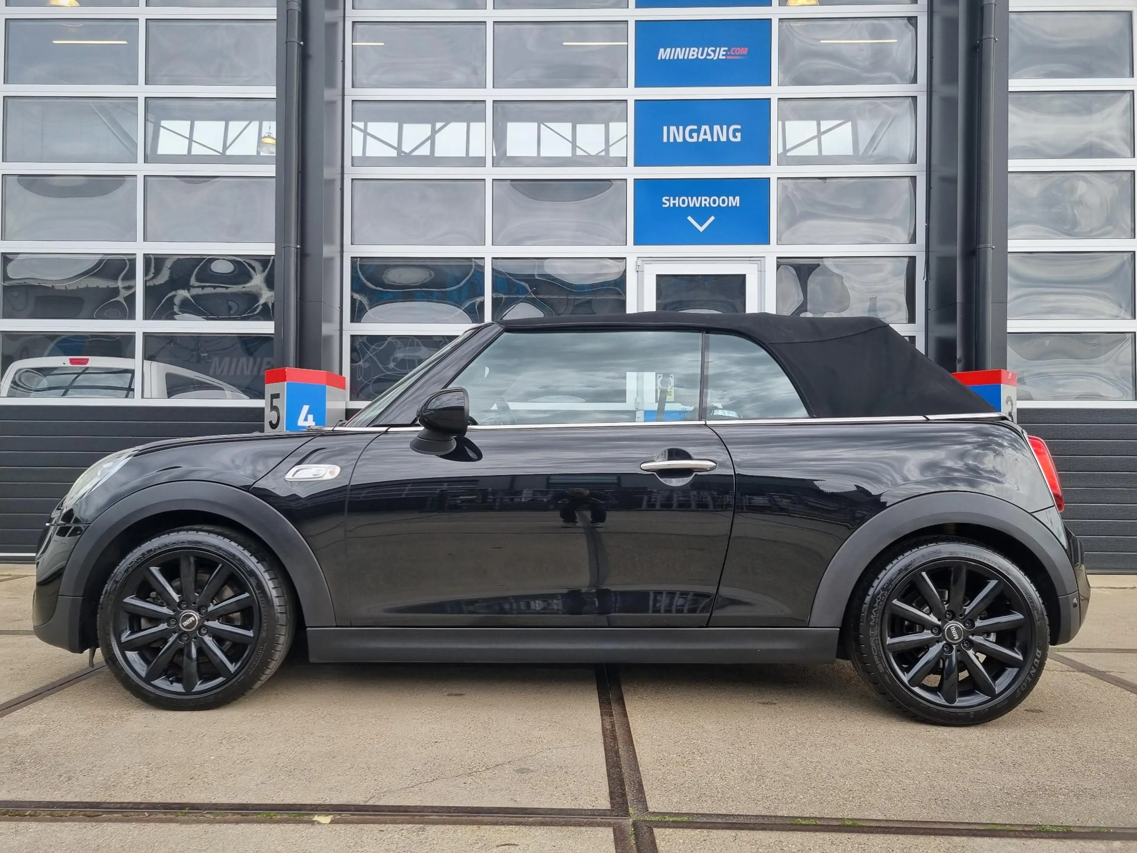 MINI Cooper S Cabrio 2.0 Chili LEER / NAVI / HEAD-UP / RIJKLAAR! — photo 13