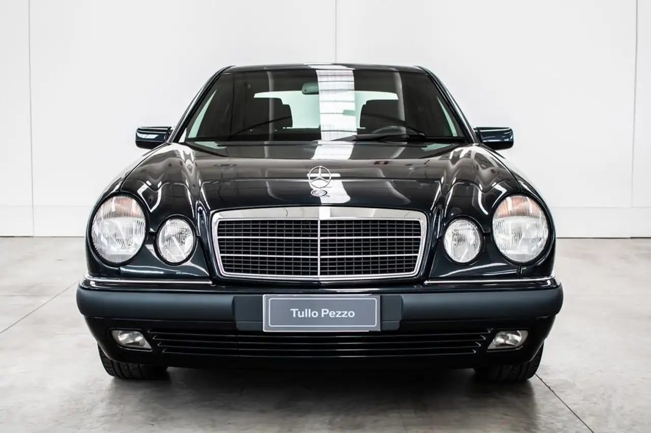 Mercedes-Benz E 200 k Elegance, foto 6