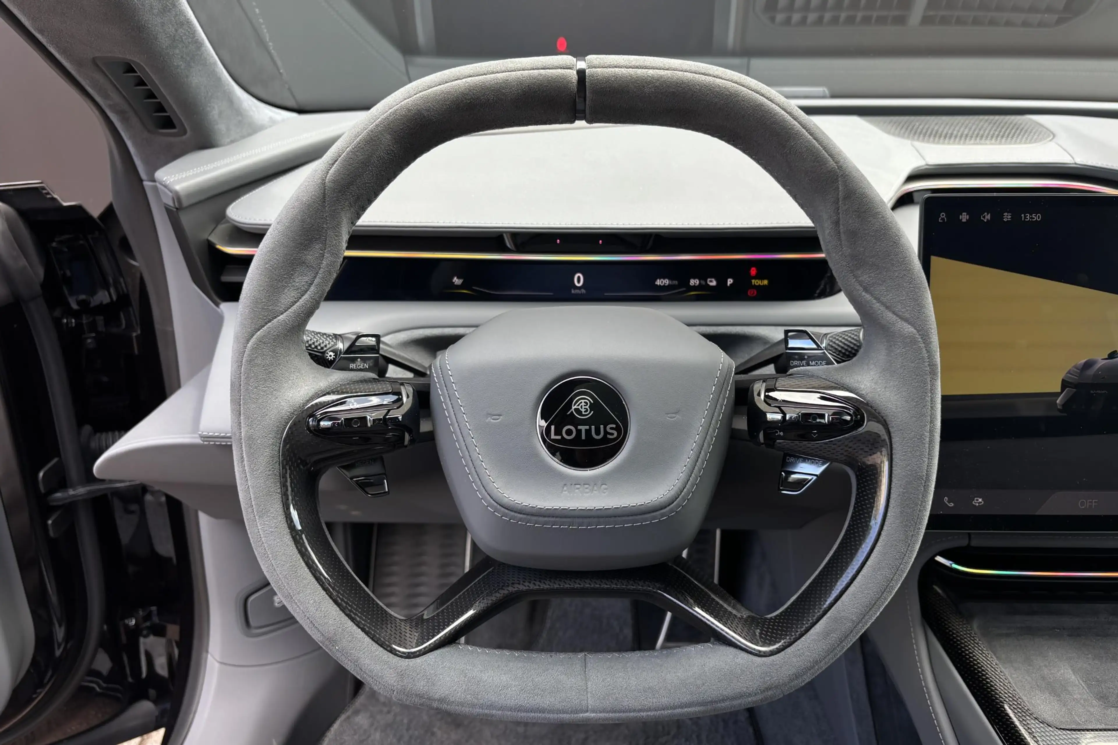 Lotus Emeya Base 102 kWh | Intelligent Glass Roof | Luchtverin — photo 13