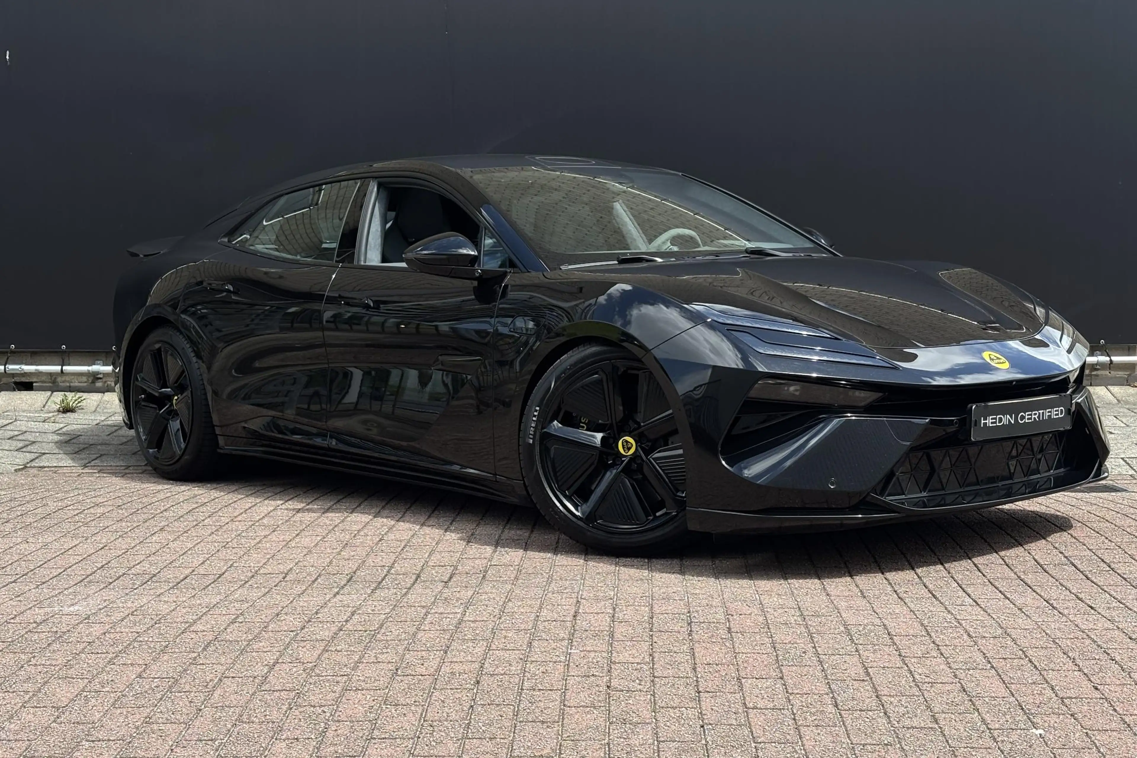Lotus Emeya Base 102 kWh | Intelligent Glass Roof | Luchtverin — photo 2