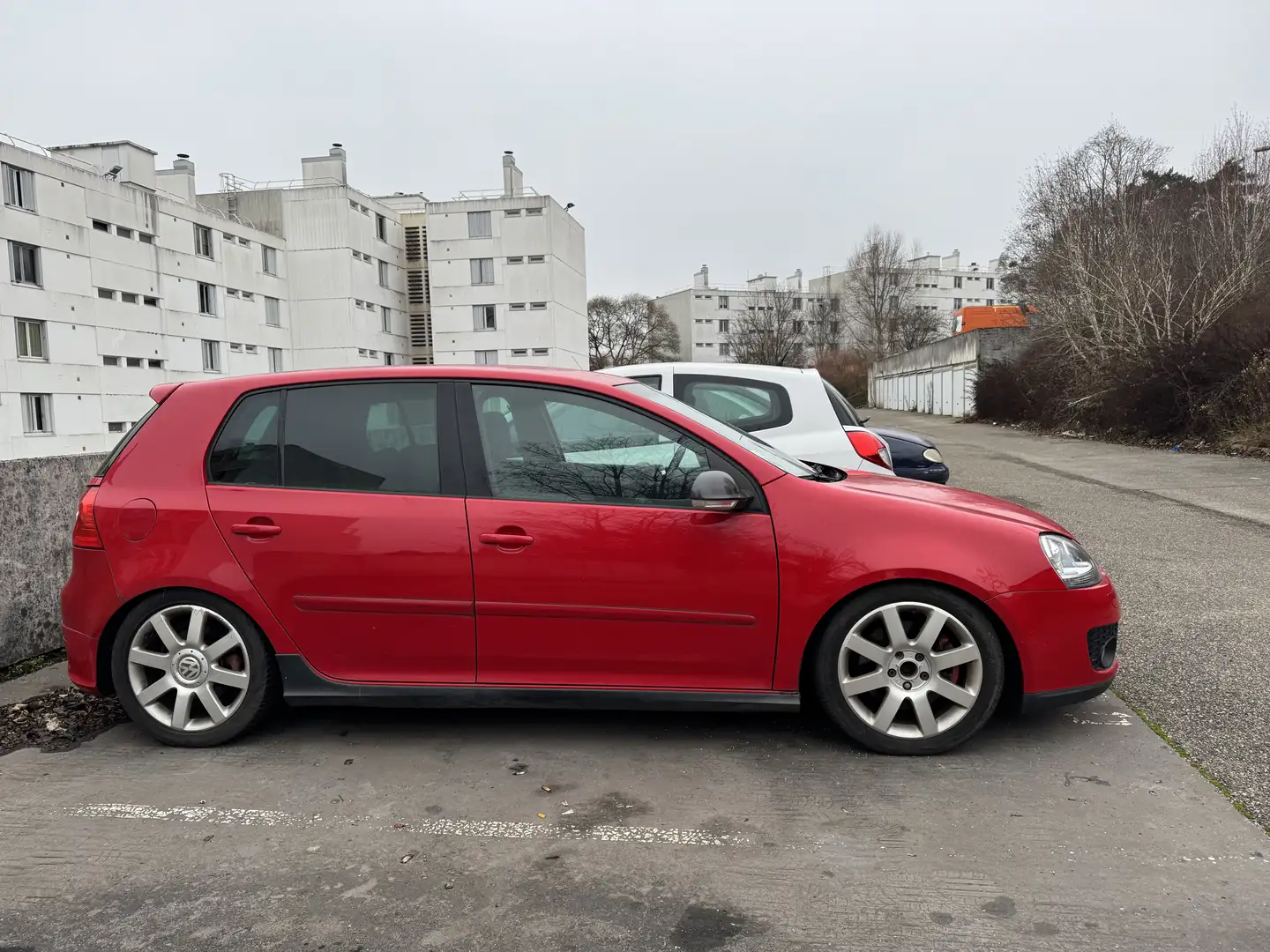 Volkswagen Golf GTI 2.0 T 16S FSI 200 - 2