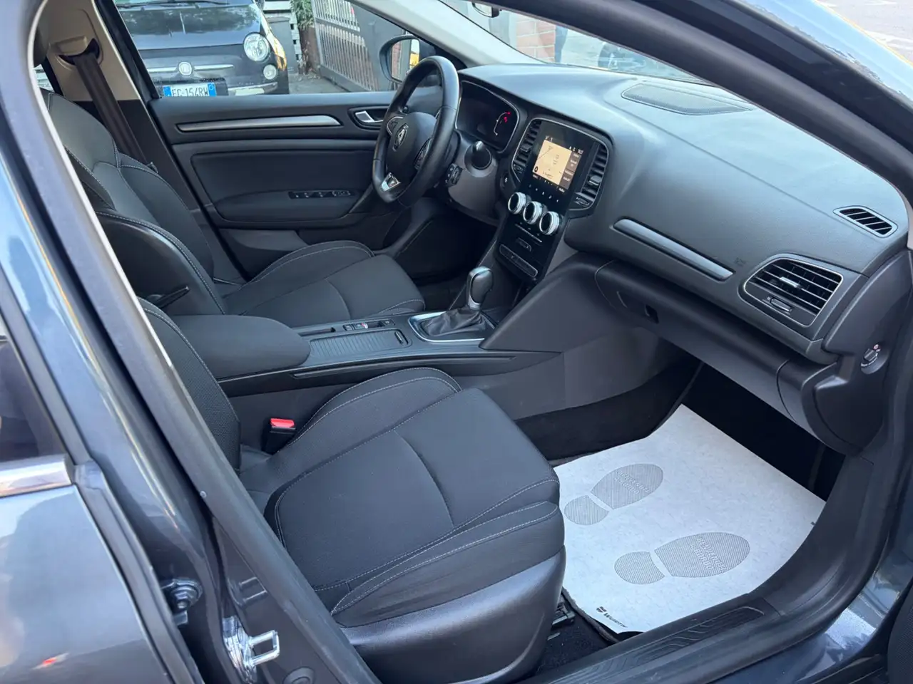 Renault Megane Mégane Sporter Blue dCi 115 CV EDC Business, миниатюра 11