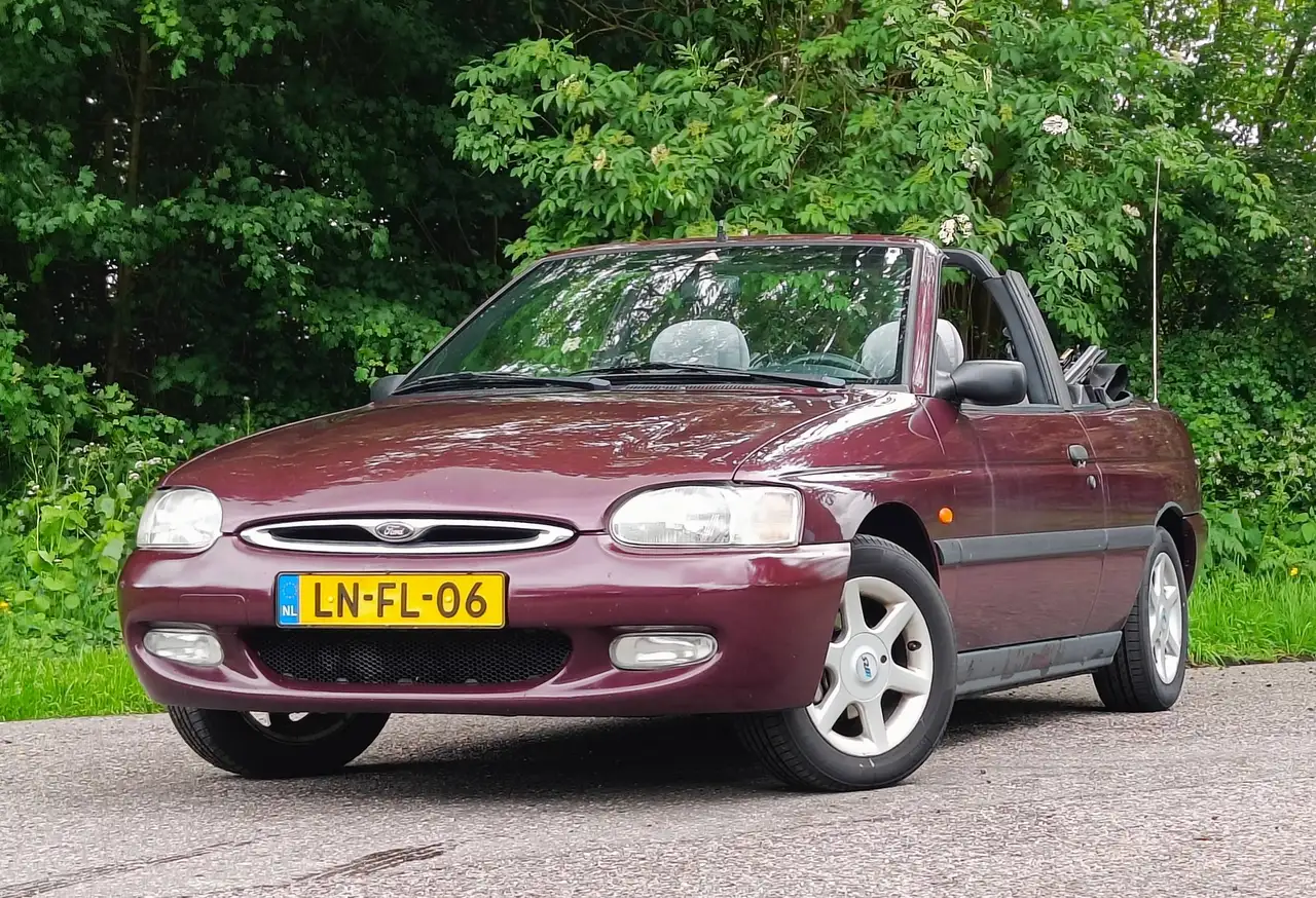 Ford Escort 1.6 CLX Cabrio | APK 11-07-2027 | Youngtimer, foto 1