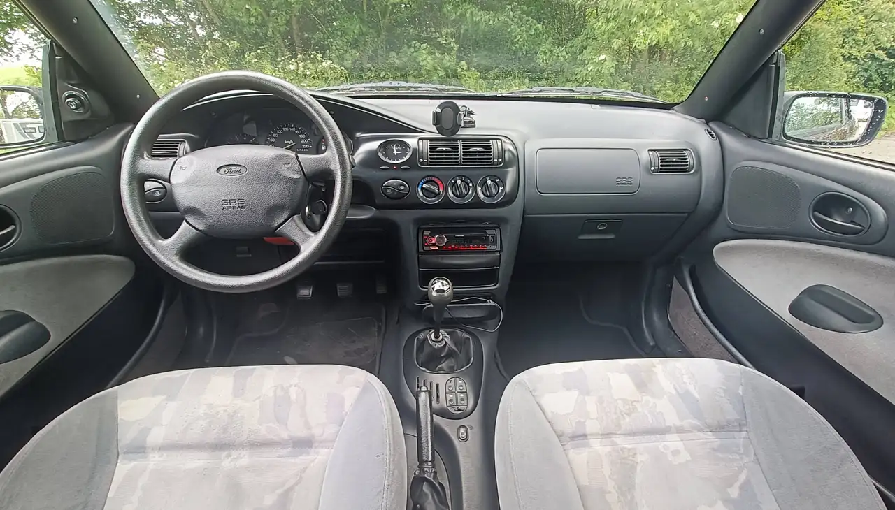 Ford Escort 1.6 CLX Cabrio | APK 11-07-2027 | Youngtimer, foto 5
