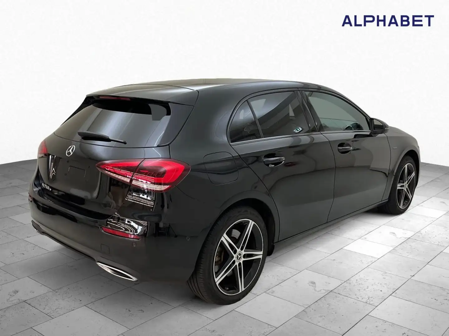 Mercedes-Benz A 250 e Progressive SpoSi Lane BLIS Key Navi Zwart - 2