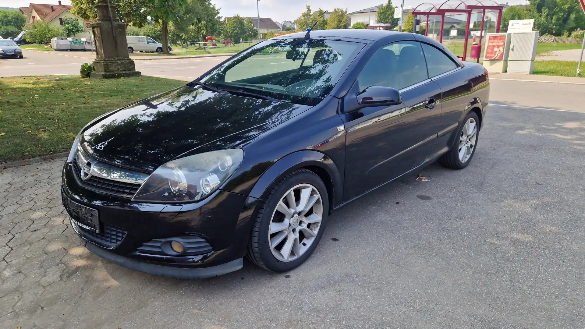 Opel Astra TwinTop*Cosmo*Leder*TÜV 11_26*Lesen Schwarz - 1