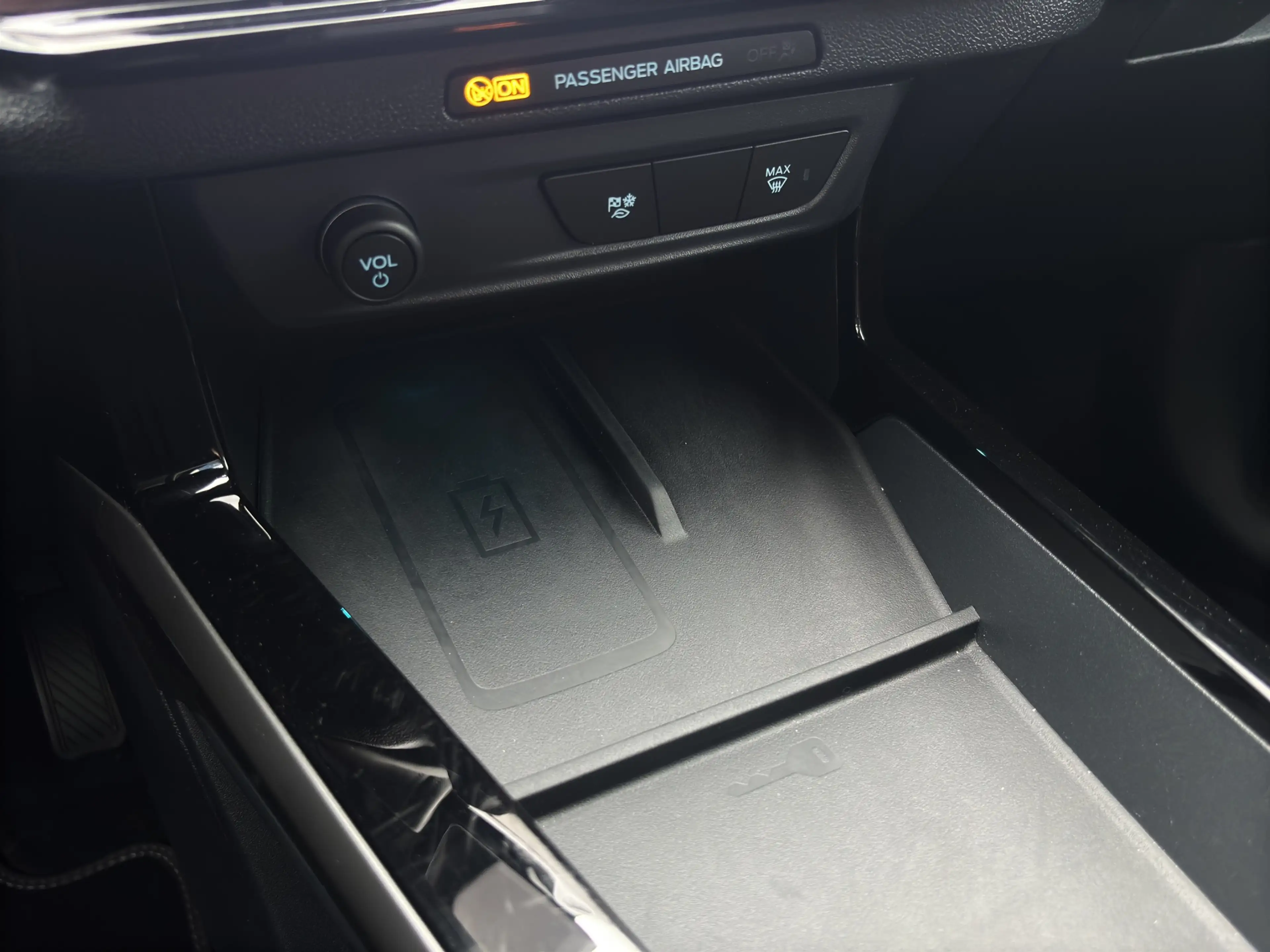 Ford Puma Gen-E 44 kWh 168pk | Apple Carplay | Camera | Stoelverwa — photo 28