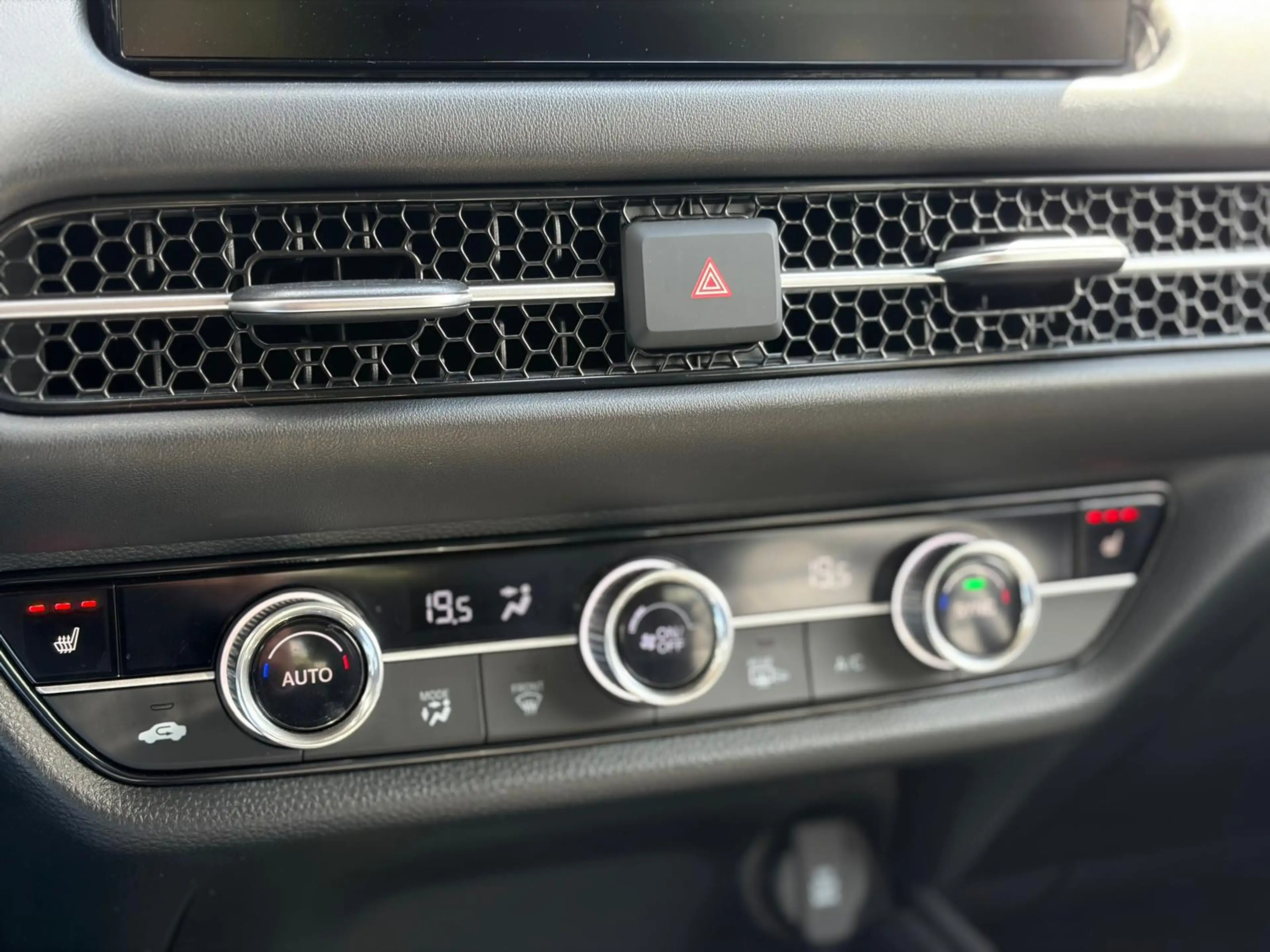Honda ZR-V 2.0 e:HEV Advance FULL HYBRID 184pk | AUTOMAAT | P — photo 32